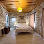 Merlara Hotel