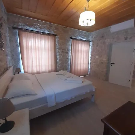 Отель Merlara 4*