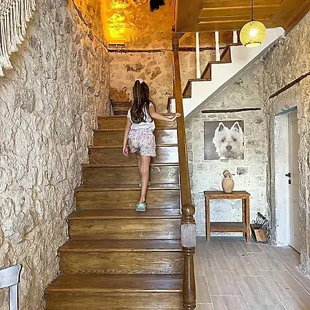 Merlara Alacati