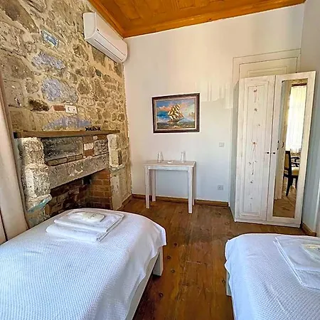 Merlara Hotel