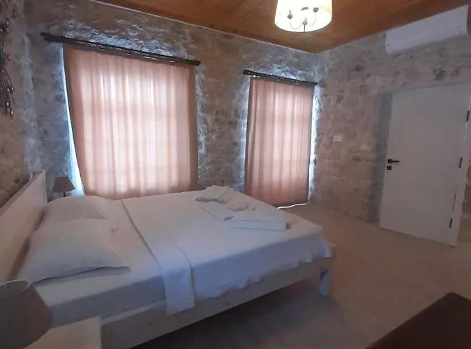 Ξενοδοχείο Merlara 4*